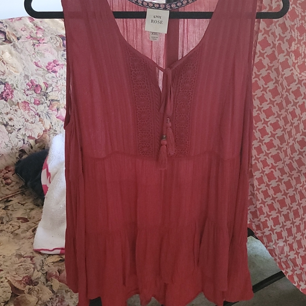 Knox Rose XXL sleeveless top